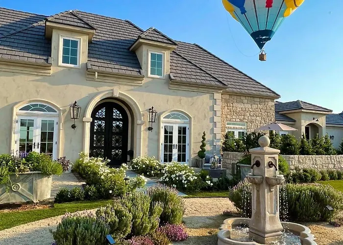 Domaine Chardonnay Bed & Breakfast Temecula
