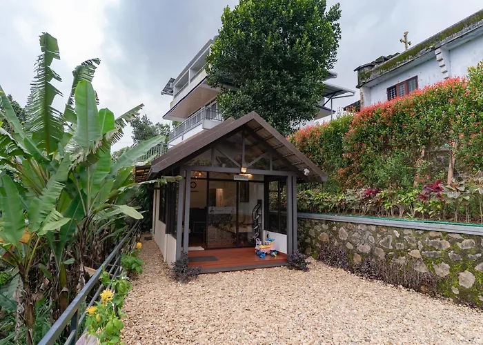 Beyond Pines Vagamon Bed & Breakfast