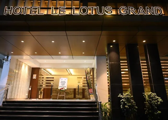 Hotel Le Lotus Grand Varanasi