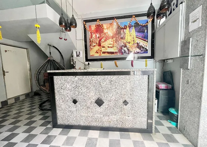 Hotel Prakash Guest House ! Varanasi ! Fully-Air-Conditioned Hotel At Prime Location With Off Site Parking Availability, Near Kashi Vishwanath Temple, And Ganga Ghat, Newly Constructed And Luxurious Rooms - 3