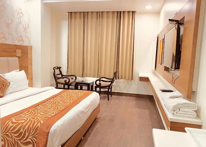 Hotel La Vista Near Railway Station Darjeeling Darjeeling 