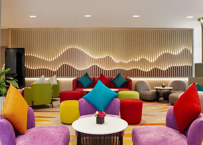 La Quinta By Wyndham Abu Dhabi Al Wahda Hotel