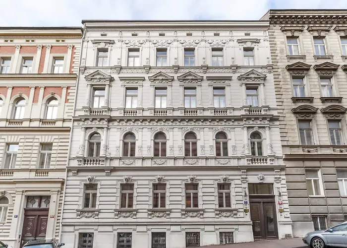 Limehome Prague Muza