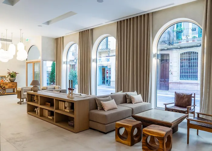 Hotel Well And Come Malaga