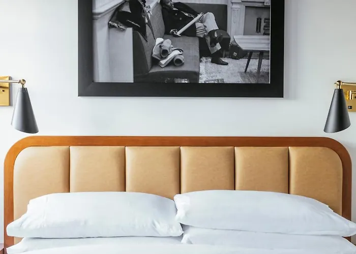 Dew Drop Inn Hotel & Lounge New Orleans