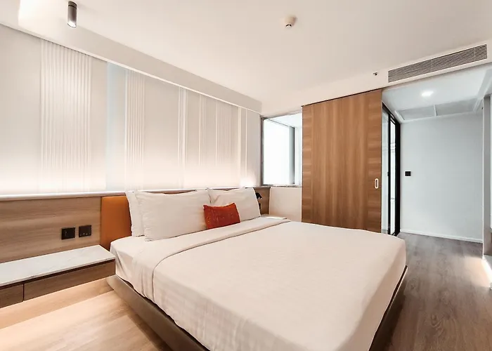 Citrus Sukhumvit 13 Nana Bangkok By Compass Hospitality - Newly Renovated Hotel