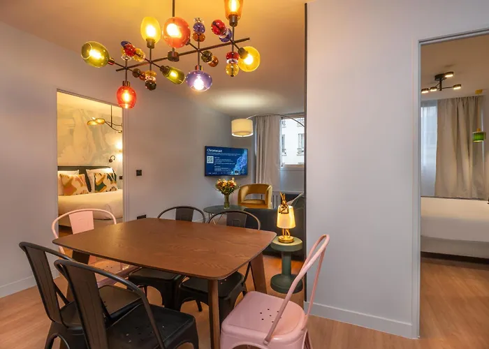West Paris Suite