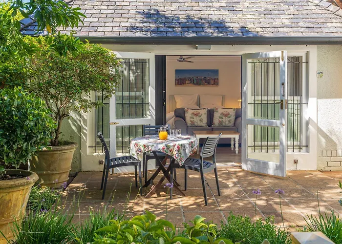 Hedge House Guest House Cape Town