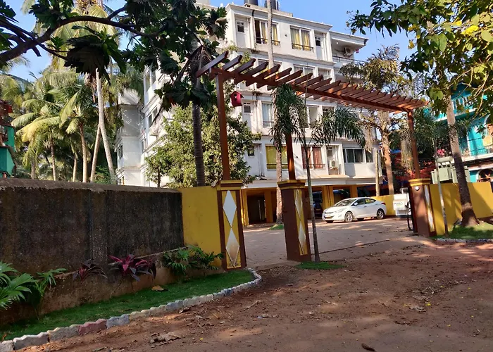 Luxury 2Bhk Apartment Near Calangute Baga Beach With Pool