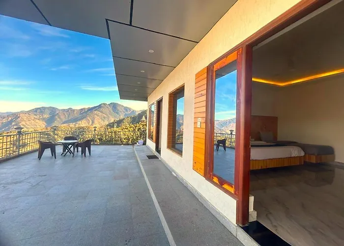 Hotel On The Top Rated & Awarded Property Mussoorie