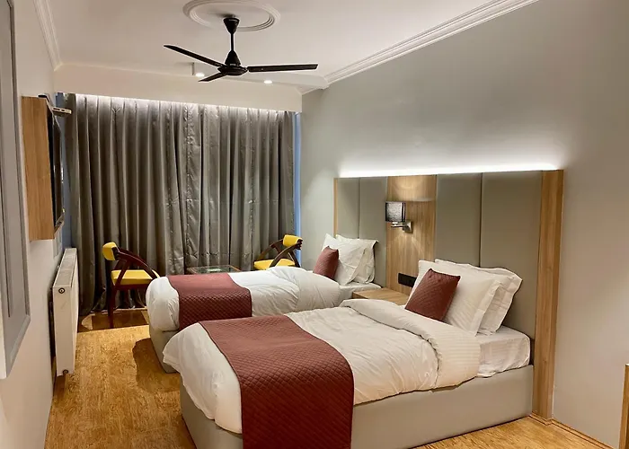 New Park Hotel Srinagar 