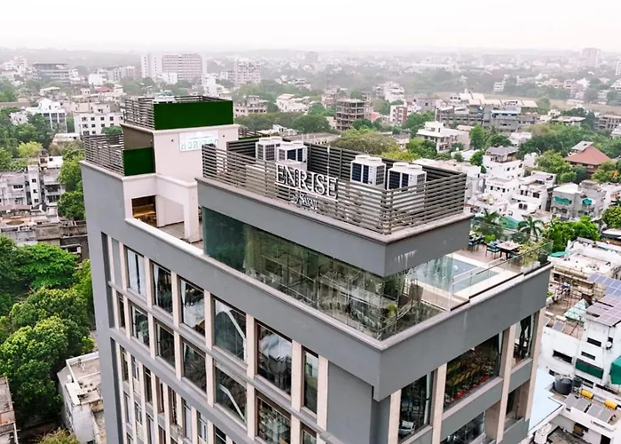 Enrise By Sayaji Nagpur Hotel