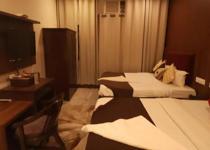 Hotel Bliss Stay Chandigarh