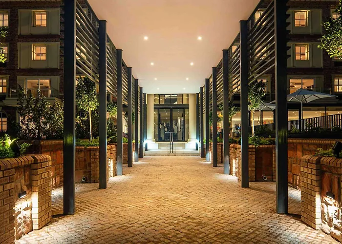 Hampton By Hilton Sandton Grayston Johannesburg
