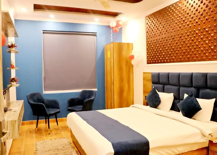 Red Leaf Hotels Chandigarh