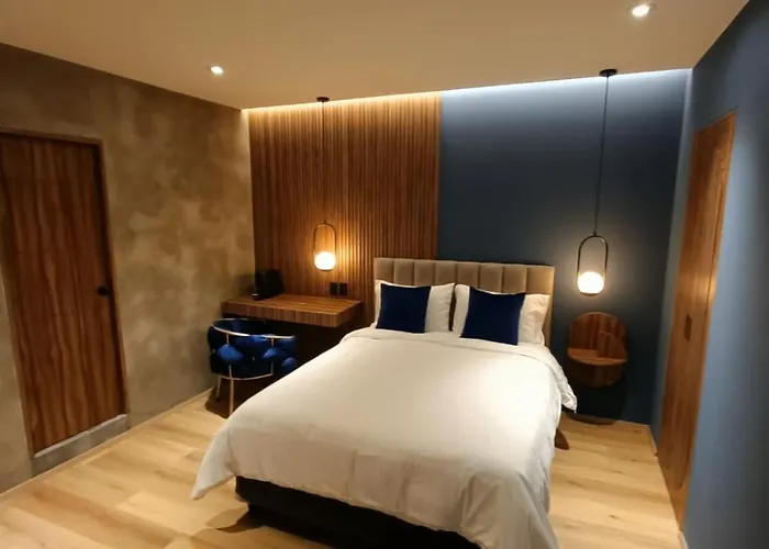 Eugenio Suetes Hotel Mexico City