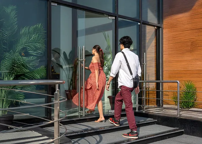 Enrise By Sayaji Dwarka Hotel