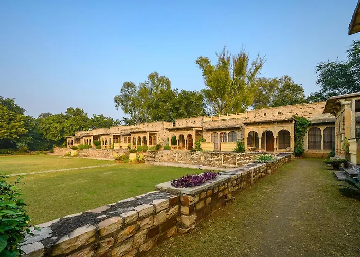 Neemrana'S - Deo Bagh Hotel Gwalior