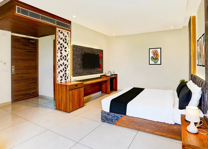 Hotel Krone A Family Hotel Near Igi Airport Delhi New Delhi