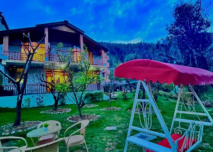 The Rama Lodge, Manali - 1,2,3,4 Bedrooms Independent Luxury Cottages Available With Mountain View