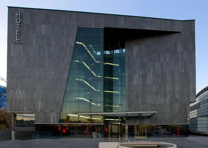 Nh Madrid Las Tablas