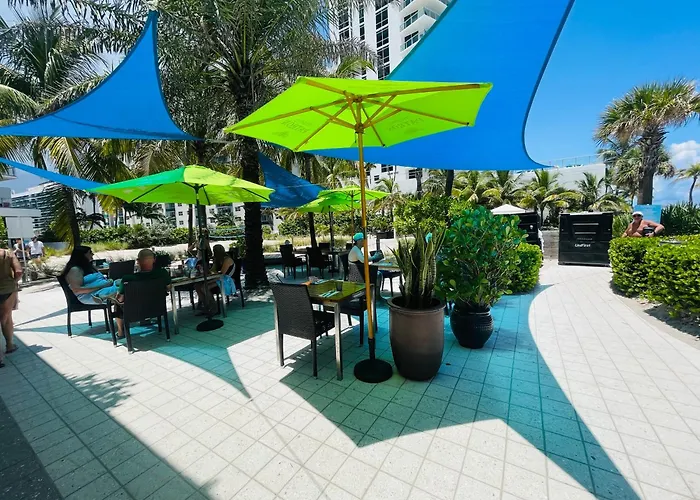 Beautiful Penthouse Condo With Stunning Views Of Both Ocean And City Hollywood