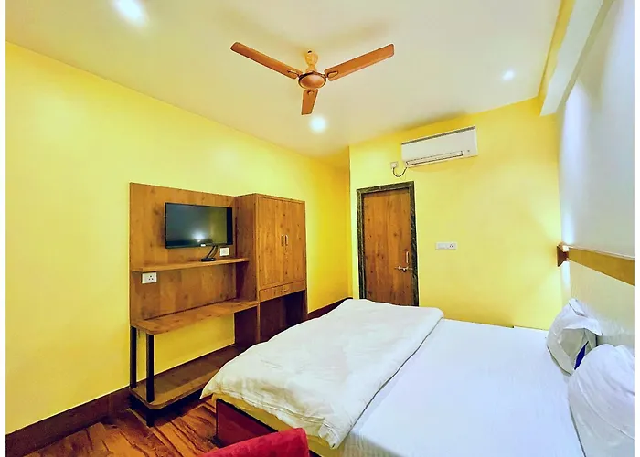 Puri Hotel R O C K B A Y Near Sea Beach And Temple