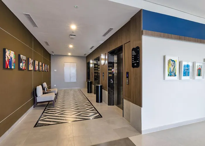 Artotel Hub Simpang Temu Jakarta
