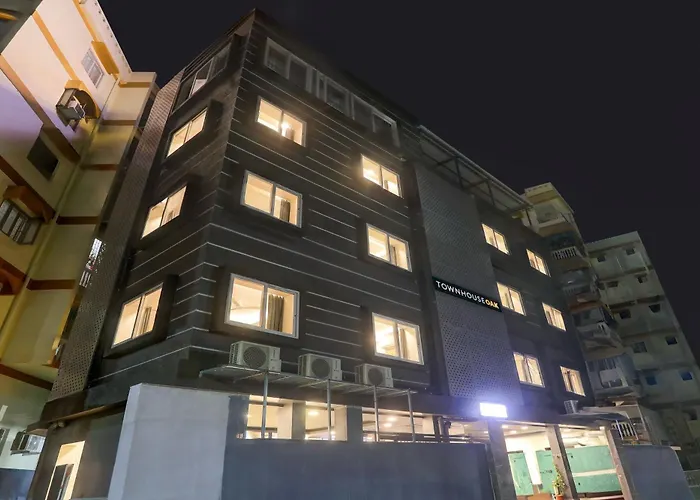 Super Townhouse Oak Sayhallo Ecstasy Bhubaneswar