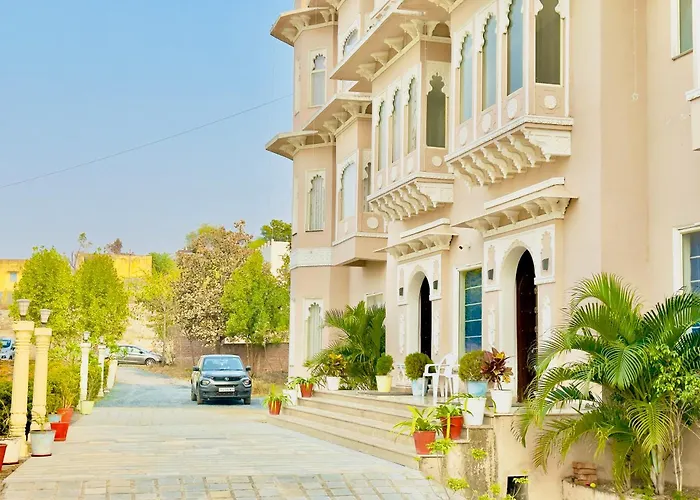 Jag Aravali Resort Udaipur By Naina Staycation - Best For Corporate Events - Family Resort - Swimming Pool - Gardens