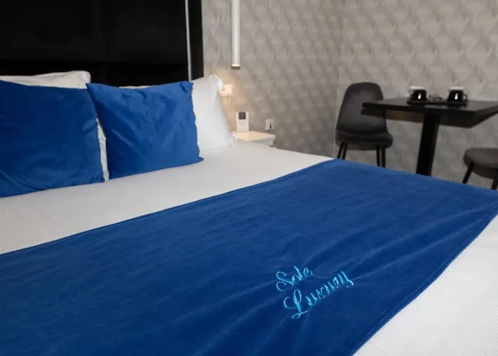 Luna Luxury Bed And Breakfast Naples