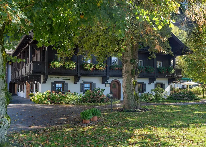 Romantik Hotel Die Gersberg Alm Mit Panoramablick Auf Salzburg Und Outdoor Pool Ab Mai