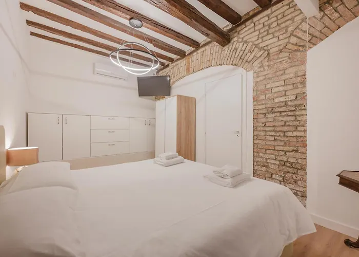 Rialto Suite 707 Venice