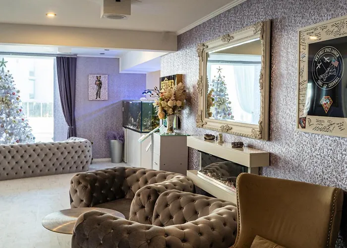 Oyo Newquay Beach Hotel