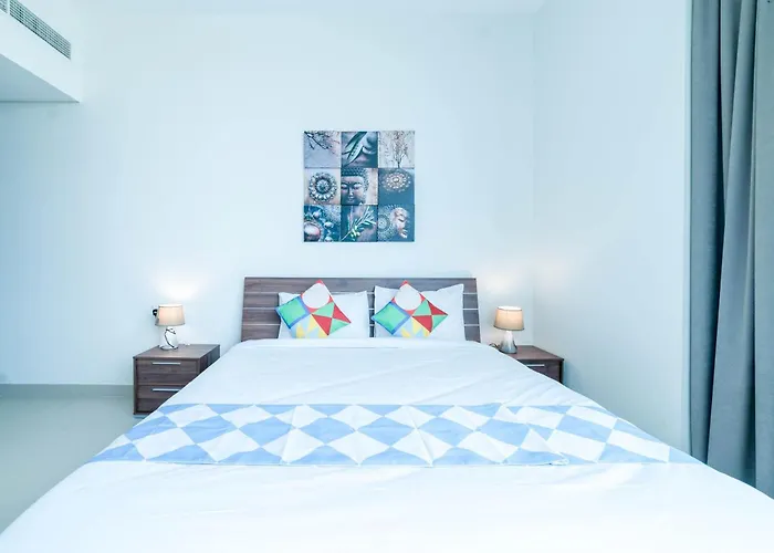 Oyo 589 Najma Tower, Two Bedrooms Apartments, Sports City Dubai