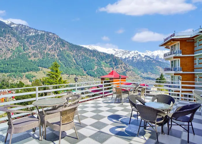 !!! Hotel Nirvana Hills !!! A Luxury Stay With Mountain View!!!Couple Friendly!!! Balcony Rooms!!!Open Terrace With 360 View!!! Manali 