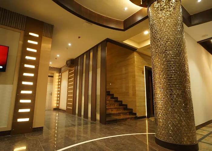 Hotel Square S Varanasi