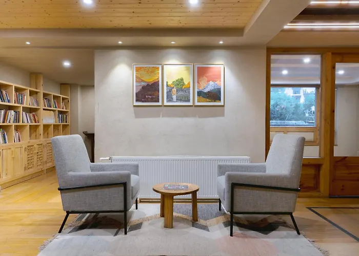Pal Hotel Leh