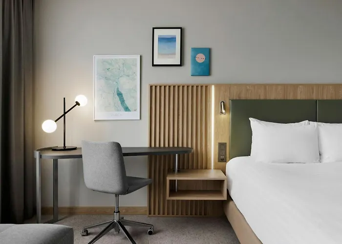 Courtyard By Marriott Zurich North Hotel