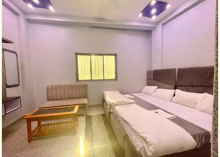 Hotel Prakash Guest House ! Varanasi ! Fully-Air-Conditioned Hotel At Prime Location With Off Site Parking Availability, Near Kashi Vishwanath Temple, And Ganga Ghat