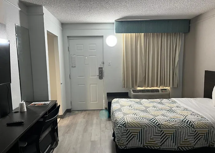 Studio 6 Phoenix, Az Midtown