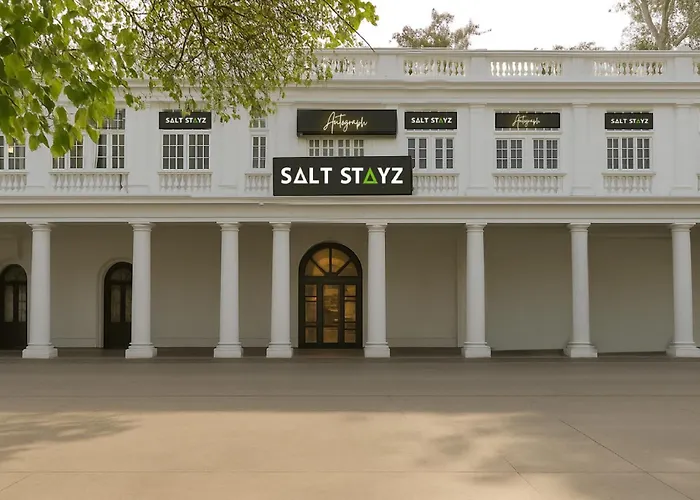 Saltstayz Autograph - Connaught Place New Delhi