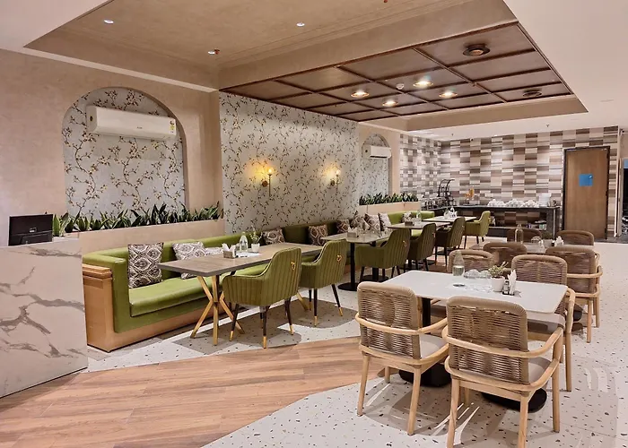 Iva Premium By Uv Hotels - Free Airport Pickup Or Drop New Delhi