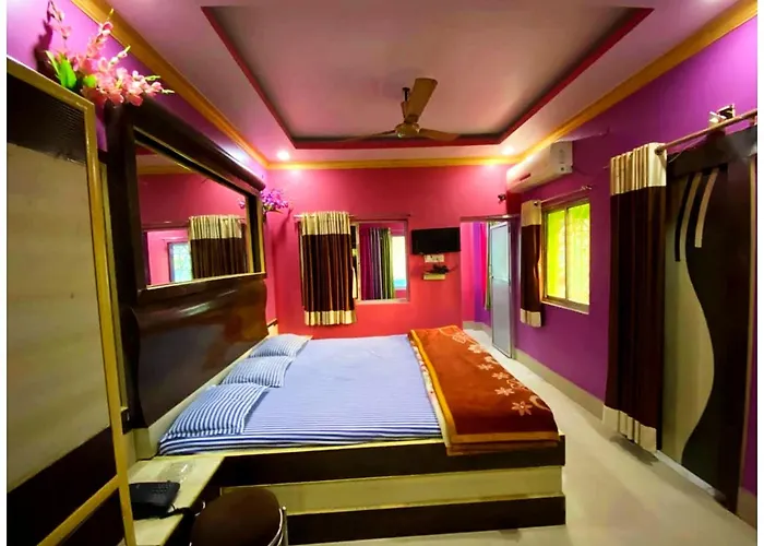 Hotel Premium Raj # Sonia - With Restaurant - Air Conditioning Rooms - Free Parking & Wifi Services Available - Near Sea Beach And Bus Stand - A Top Rated Hotel In Digha