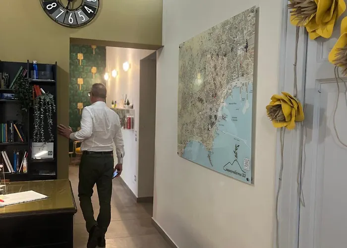 Monteoliveto 33 Hotel Naples