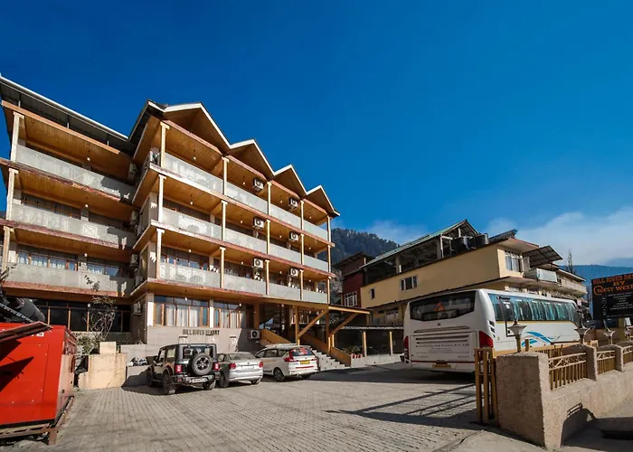 Hill River Resort - Central Heated & Air Cooled - Near Mall Road , Best Property Of Manali 2024- 2025