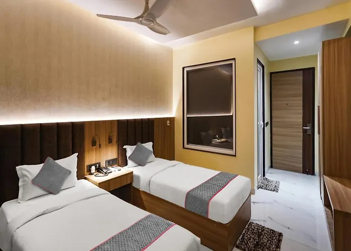 Hotel Grand Golden Prime New Delhi