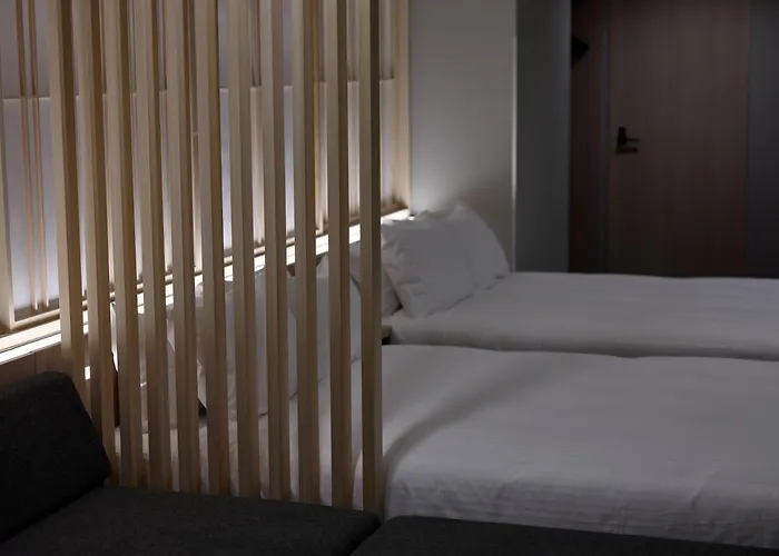 Premium Apart Monday Kyoto Gojo
