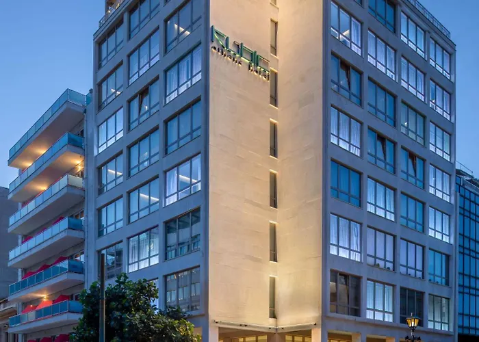 Casual Kubic Athens Hotel