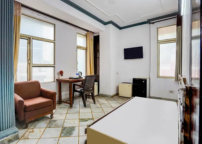Hotel O Iconic Residency New Delhi